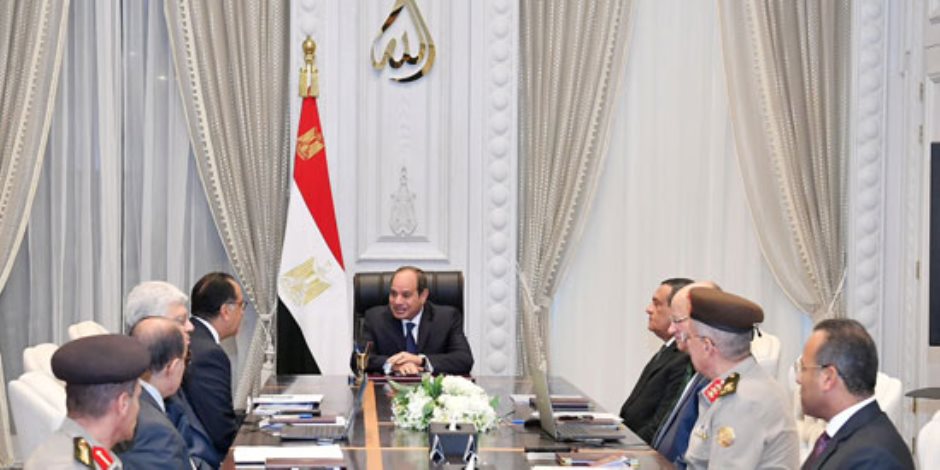 الرئيس السيسى يتابع خطة الدولة لتطوير القاهرة التاريخية.. ويوجه بتشكيل منظومة متكاملة لتطوير نطاق المنطقة العمرانى والتاريخى