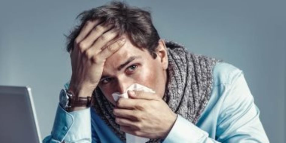 الصحة تكشف أعراض الإصابة بالأنفلونزا  