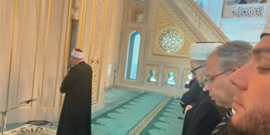  المفتي يلقي خطبة الجمعة في المسجد الجامع بموسكو بحضور 30 ألف مصلٍ