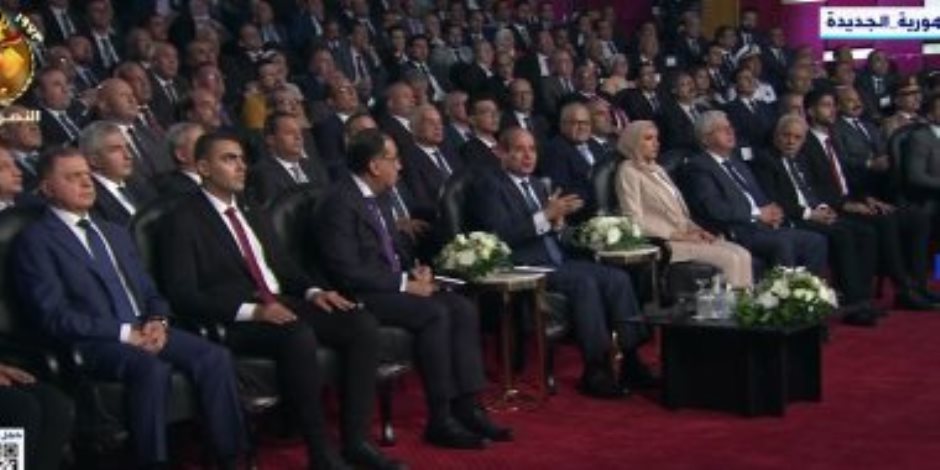 الرئيس السيسى: الدولة تهتم بأبنائها الشباب وخصوصا أبطالنا الرياضيين الرئيس السيسى: الدولة تهتم بأبنائها الشباب وخصوصا أبطالنا الرياضيين