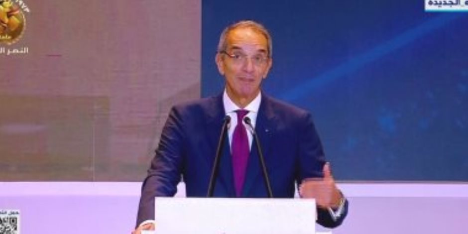 وزير الاتصالات: منصة مصر الرقمية بها خدمات متنوعة منها التموين والزراعة