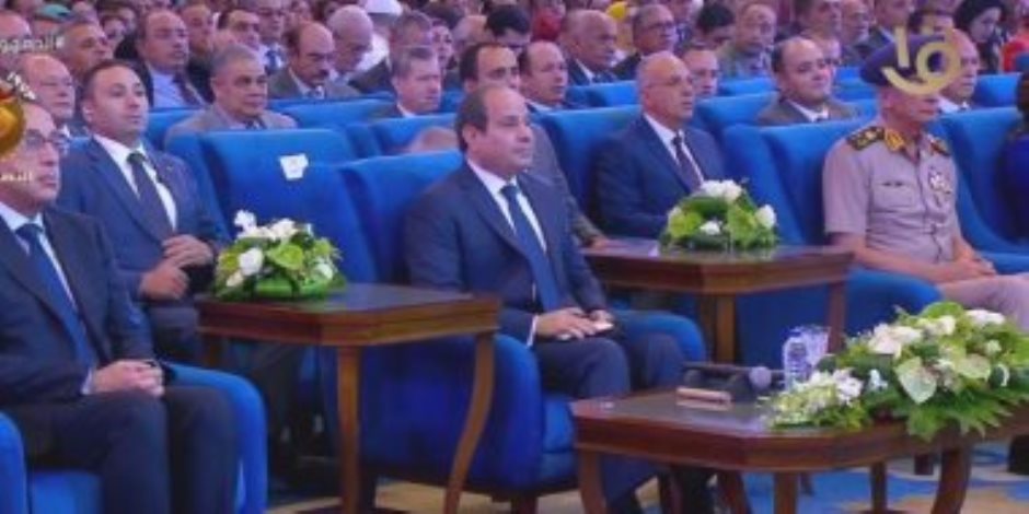 مؤتمر حكاية وطن.. الرئيس السيسى يشهد جلسة السياسة الخارجية والأمن القومى