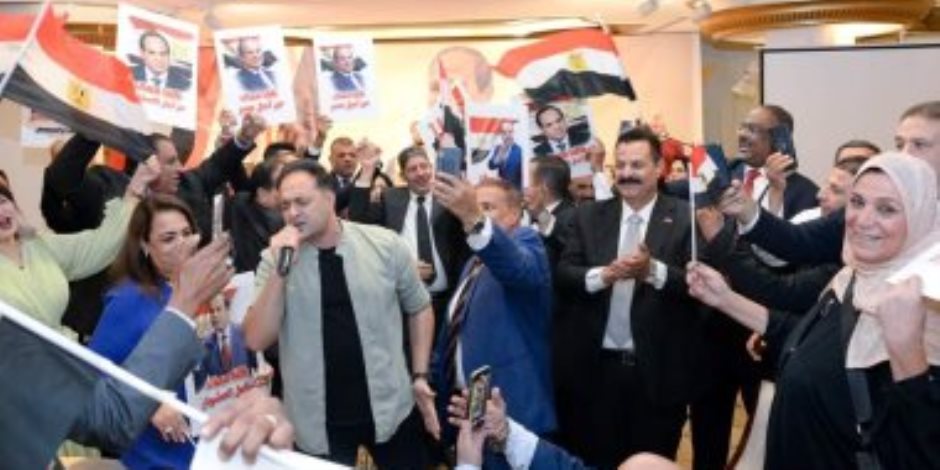 المصريون بالخارج يقيمون أول مؤتمر لدعم الرئيس السيسى بالانتخابات فى الرياض