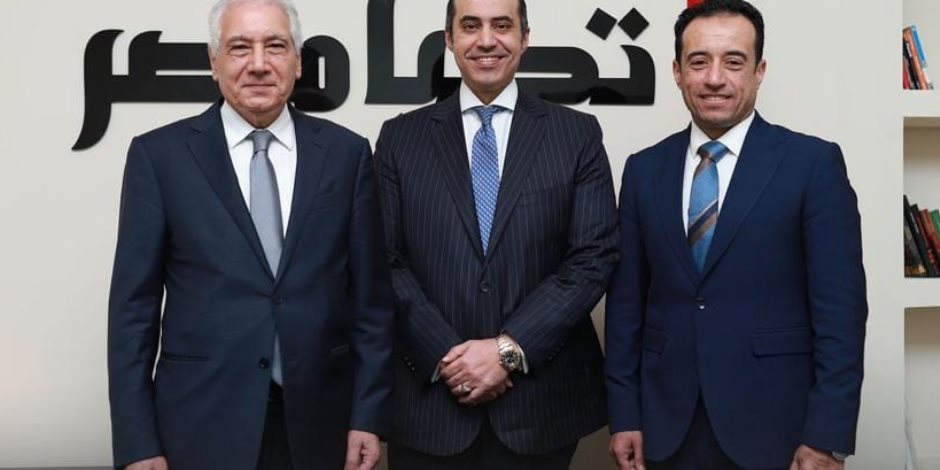 الحملة الرسمية للمرشح الرئاسي عبد الفتاح السيسي تستقبل الدكتور أحمد جلال الخبير الاقتصادي لعرض رؤيته في مجال الاقتصاد الحملة الرسمية للمرشح الرئاسي عبد الفتاح السيسي تستقبل الدكتور أحمد جلال الخبير الاقتصادي لعرض رؤيته في مجال الاقتصاد