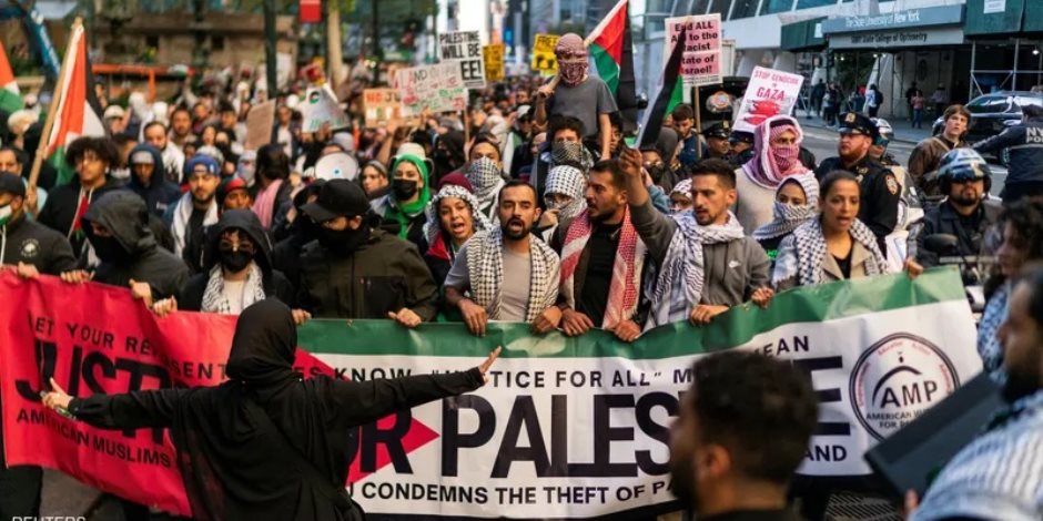 القضية الفلسطينية تقسم العالم وتفضح زيف إنسانية الغرب