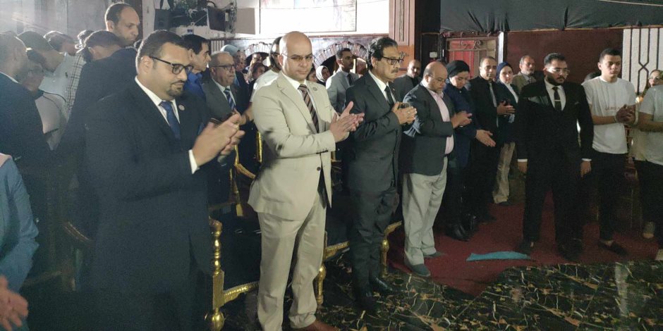 المرشح الرئاسي فريد زهران يصل مؤتمره الجماهيري في الإسكندرية (صور)
