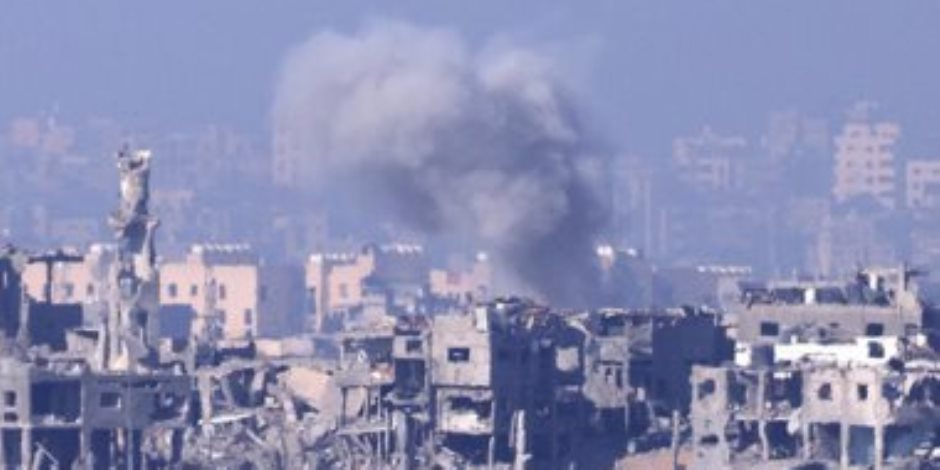 عشرات الشهداء والجرحى نتيجة للعدوان الإسرائيلي المستمر على غزة لليوم الـ32