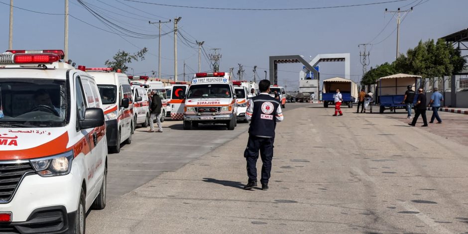 وزارة الصحة: وصول مجموعة من الأشقاء الفلسطينيين المصابين فى أحداث غزة للعلاج بمصر