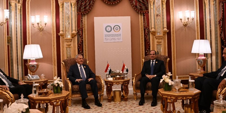  الرئيس عبد الفتاح السيسي يلتقي مع الرئيس العراقي عبد اللطيف رشيد على هامش القمة العربية الإسلامية المشتركة بالرياض