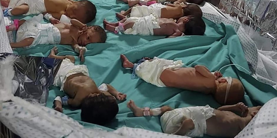 مصر تستقبل 31 طفلا فلسطينيا من الخدج عبر معبر رفح لتلقي العلاج
