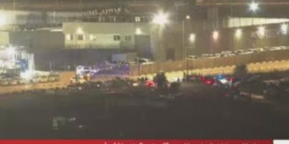 القاهرة الإخبارية: بدء استلام مصر 24 محتجزا فى غزة من الصليب الأحمر القاهرة الإخبارية: بدء استلام مصر 24 محتجزا فى غزة من الصليب الأحمر