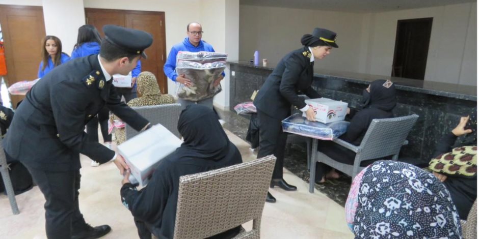 وزارة الداخلية توجه قافلة إنسانية بمنطقة الأسمرات بالقاهرة