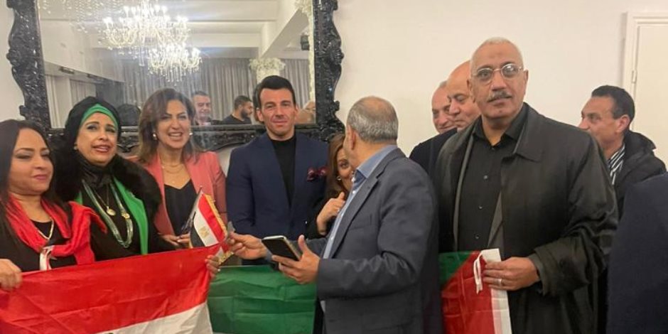 المصريون بهولندا ينظمون فعالية للتوعية بأهمية المشاركة في الانتخابات الرئاسية (صور) المصريون بهولندا ينظمون فعالية للتوعية بأهمية المشاركة في الانتخابات الرئاسية (صور)