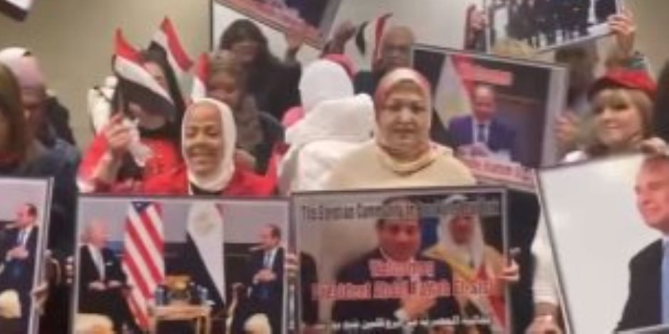 إقبال كثيف من المنتخبين المصريين بأمريكا على أنغام "تسلم الأيادى"
