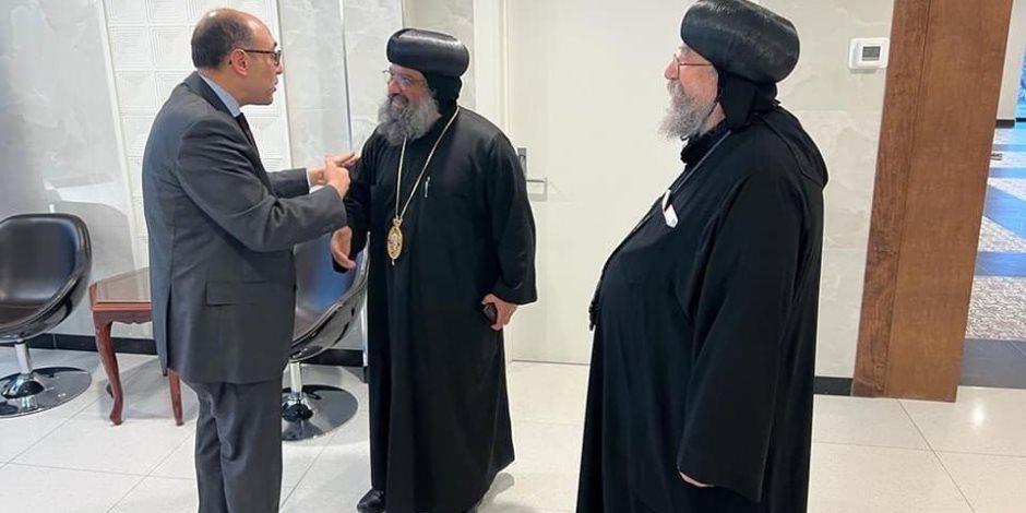أساقفة كندا يدلون بأصواتهم فى الانتخابات الرئاسية بالسفارة المصرية بأوتاوا أساقفة كندا يدلون بأصواتهم فى الانتخابات الرئاسية بالسفارة المصرية بأوتاوا