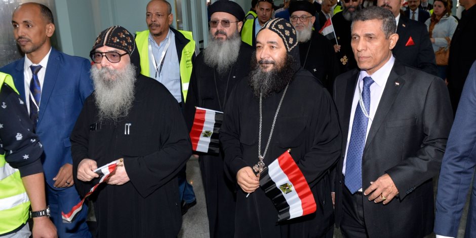 راعي الكنيسة المصرية بالكويت يدلي بصوته في الانتخابات الرئاسية للمصريين بالخارج 2024