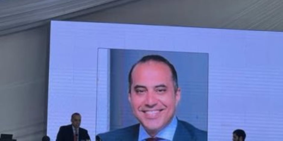 رئيس حملة "السيسى": فخور بحشود أهالى الفيوم بمؤتمر حماة وطن اليوم