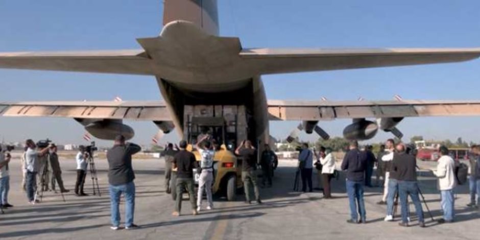 مطار العريش يستقبل شحنات مساعدات جوية لغزة قادمة من قطر والكويت وبلجيكا والأردن