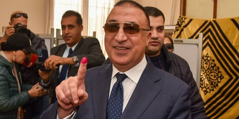 محافظ الإسكندرية يُدلي بصوته في الانتخابات الرئاسية 2024
