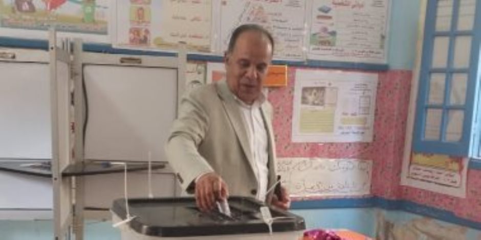 نائب رئيس «الحرية المصري» يدلي بصوته في الانتخابات الرئاسية: الشعب المصري لديه وعي كبير
