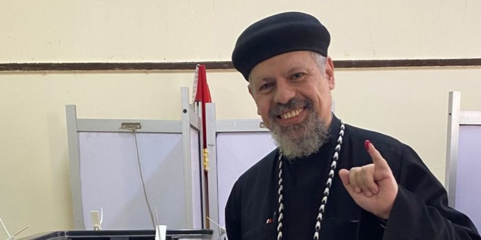 كاهن كنيسة مارجرجس ببورسعيد: مصر تعيش عرس انتخابى لاختيار الرئيس