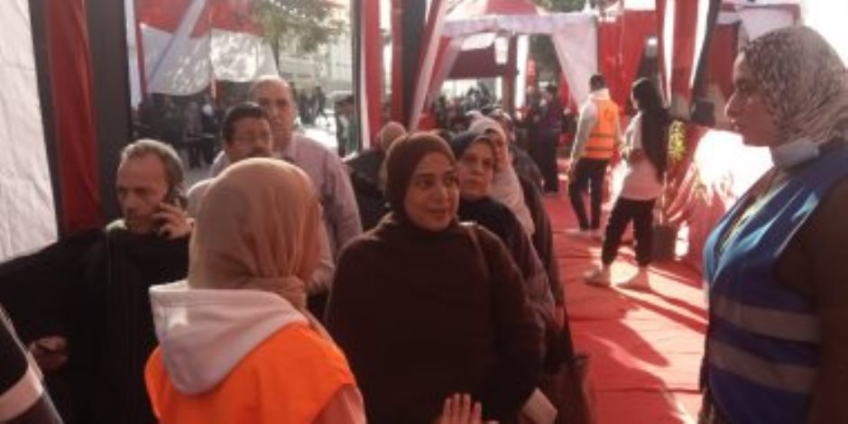 في الطالبية .. احتشاد الناخبين أمام اللجان الفرعية ثالث أيام انتخابات الرئاسة