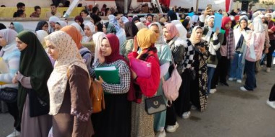 مسيرة شبابية للمشاركة في الانتخابات الرئاسية بمدينة بنها