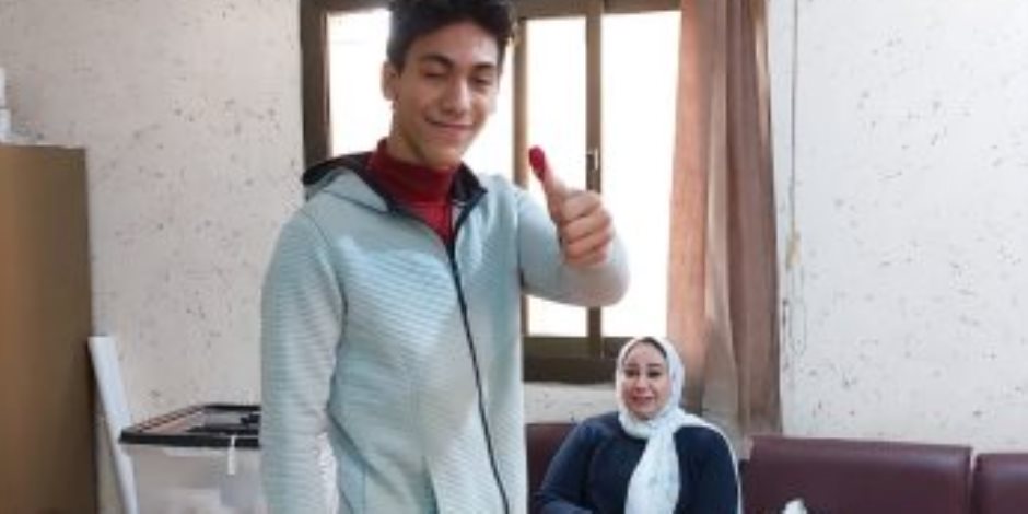 سنة أولى انتخاب.. شاب: تميت 18 سنة وسعيد بأول تجربة لي بالتعبير عن رأيي بحرية فى الانتخابات الرئاسية