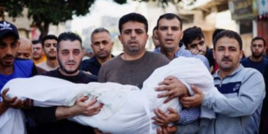 استشهاد 5 فلسطينيين فى قصف إسرائيلى استهدف مدرسة تؤوى نازحين وسط غزة