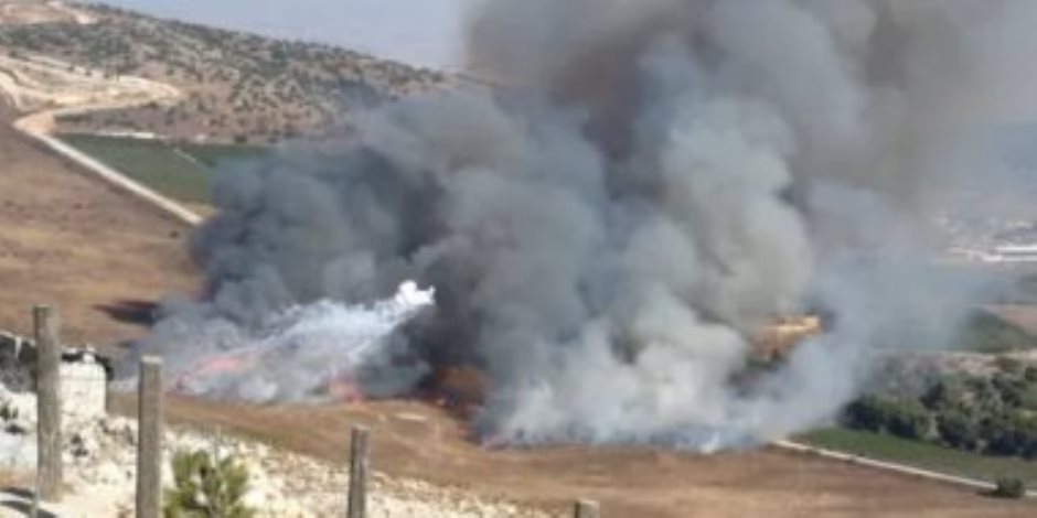 طيران الاحتلال الإسرائيلى يقصف أهدافا لحزب الله فى عمق لبنان للمرة الأولى