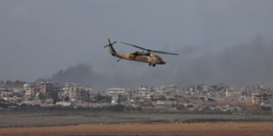 القاهرة الإخبارية: قصف صاروخي يستهدف قاعدة للقوات الأمريكية في حقل للغاز شرقي سوريا