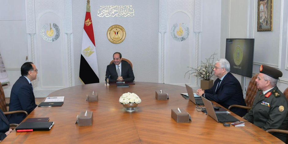 الرئيس السيسى يطلع على تطورات سير العمل بمشروعات إقامة الجامعات الجديدة