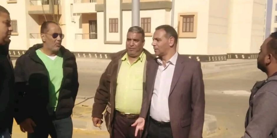 رئيس جهاز مدينة حدائق العاصمة يلتقي سكان المدينة لمناقشة مقترحاتهم ويتفقد "سكن لكل المصريين"