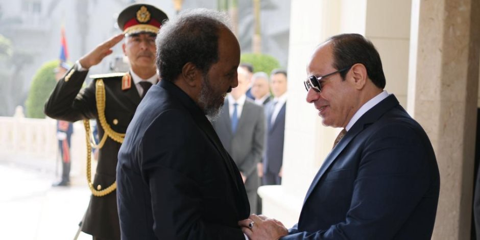 حزب المصريين: استقبال مصر للرئيس الصومالي رسالة تحذير لمحاولات المساس بأرض الصومال