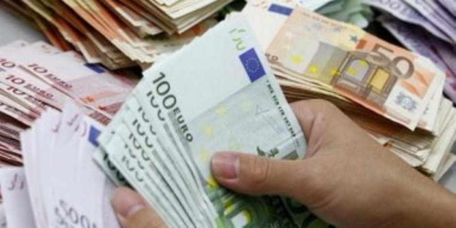 سعر اليورو اليوم الجمعة 2-2-2024 أمام الجنيه فى البنوك المصرية