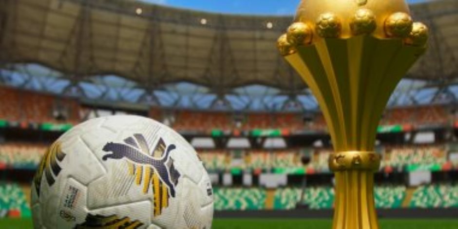 الليلة.. كاف يعلن عن كرة خاصة لمباراة نهائى أمم أفريقيا بين نيجيريا وكوت ديفوار 