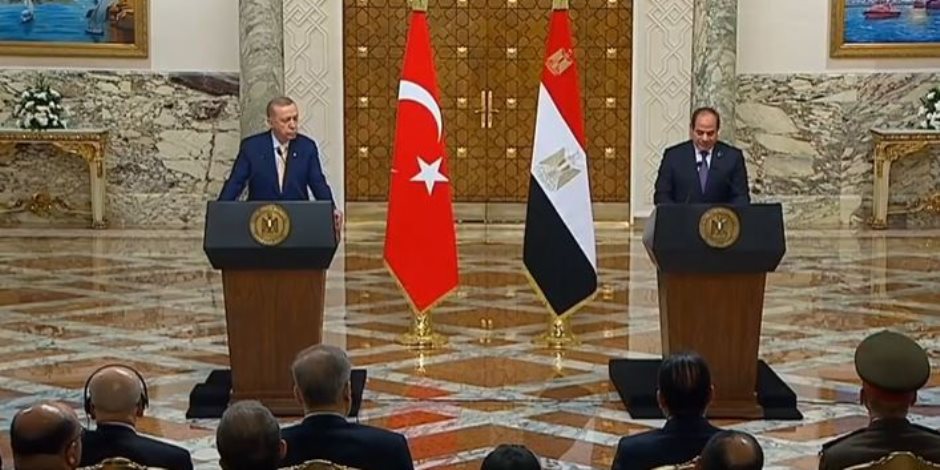 بلومبرج عن زيارة أردوغان: القاهرة وأنقرة يتغلبتا على "سنوات التوتر"