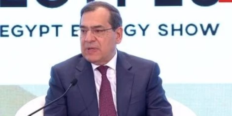 وزير البترول لـ أ ش أ : مصر تستهدف 7.5 مليار دولار استثمارات أجنبية فى صناعة الغاز والبترول العام المالى المقبل