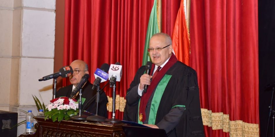رئيس جامعة القاهرة: الجامعة أصبحت منصة "مؤثرة" لتجديد الخطاب الدينى 