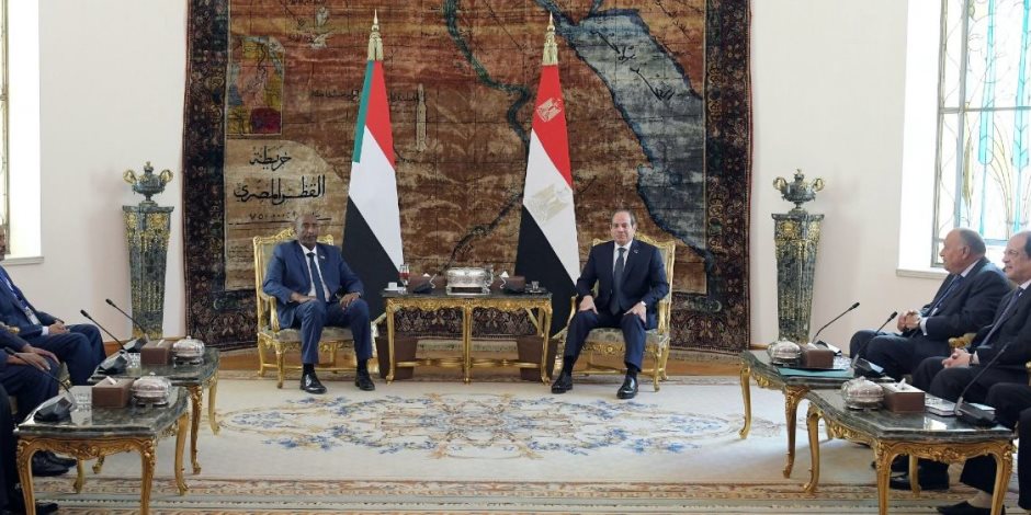 الرئيس السيسى و"البرهان" يؤكدان ضرورة وقف إطلاق النار في غزة وإنفاذ المساعدات