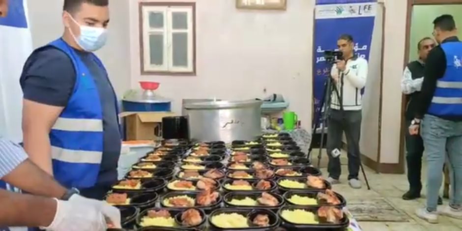 مطبخ الخير.. "صناع الحياة" تجهز 1000 وجبة إفطار للصائمين ضمن التحالف الوطنى