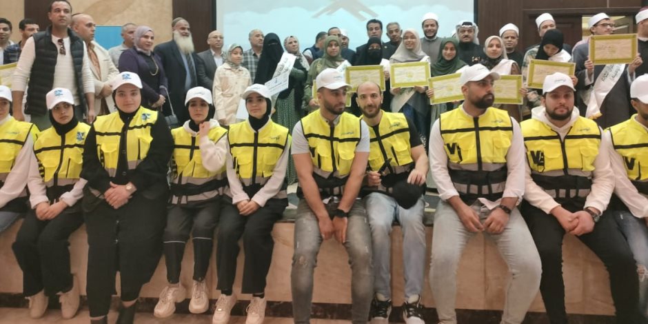 محافظ شمال سيناء يكرم الفائزين في مسابقة القران الكريم بالعريش - صور