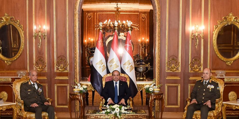 الرئيس السيسى يشهد حفل سحور بالقوات المسلحة (فيديو)