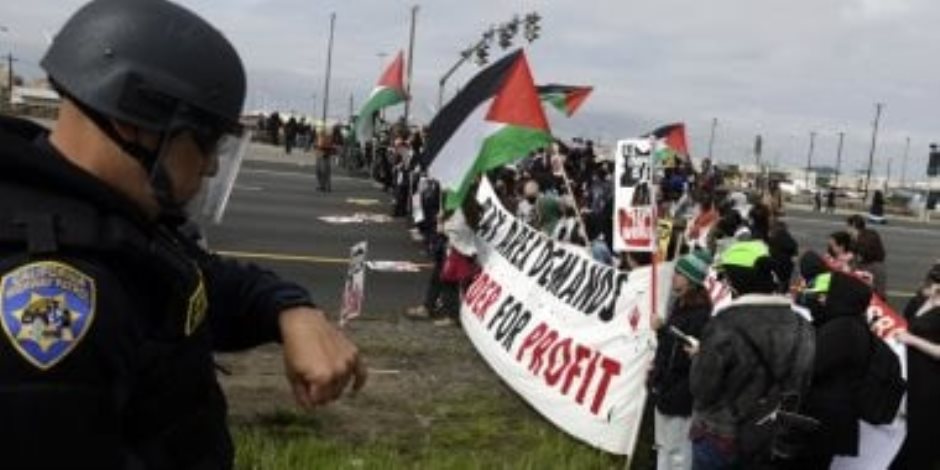 متظاهرون يغلقون الطرق والجسور.. احتجاجات حاشدة فى أمريكا لدعم فلسطين