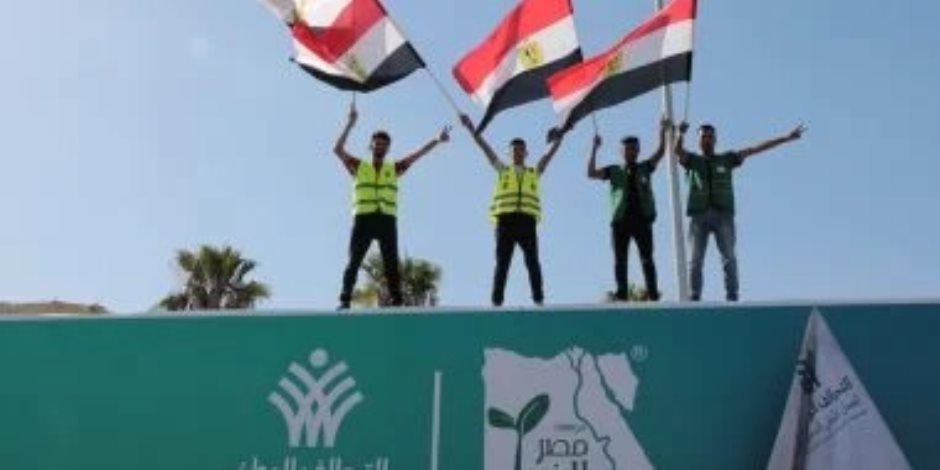 التحالف الوطنى يرصد استعدادات القافلة السابعة لإغاثة الأشقاء بغزة.. صور