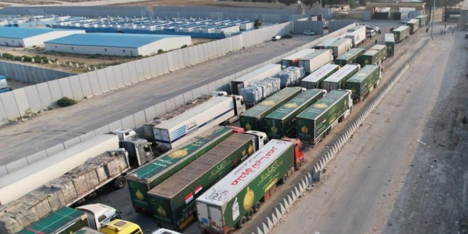 دخول 25 شاحنة مساعدات إلى قطاع غزة اليوم