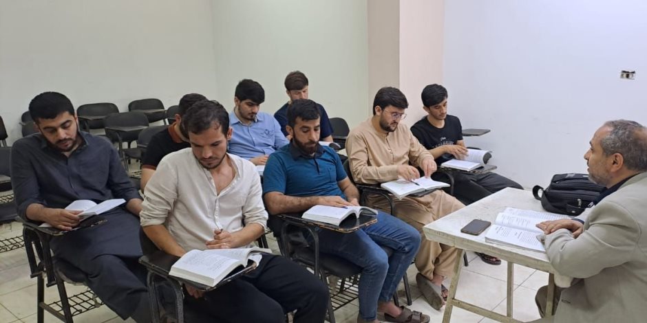 «البحوث الإسلامية» يبدأ فعاليات المراجعات الدراسية للطلاب الوافدين بمدينة البعوث 