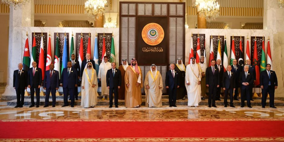 إعلان قمة المنامة يدعو لتسوية شاملة للقضية الفلسطينية ويؤيد عقد مؤتمر دولي للسلام لتنفيذ حل الدولتين
