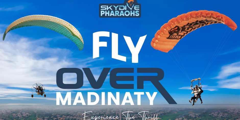 بالتعاون مع Skydive Pharaohs.. انطلاق أول حدث رياضي في مدينتي لمحبي القفز بالمظلات "فيديو"