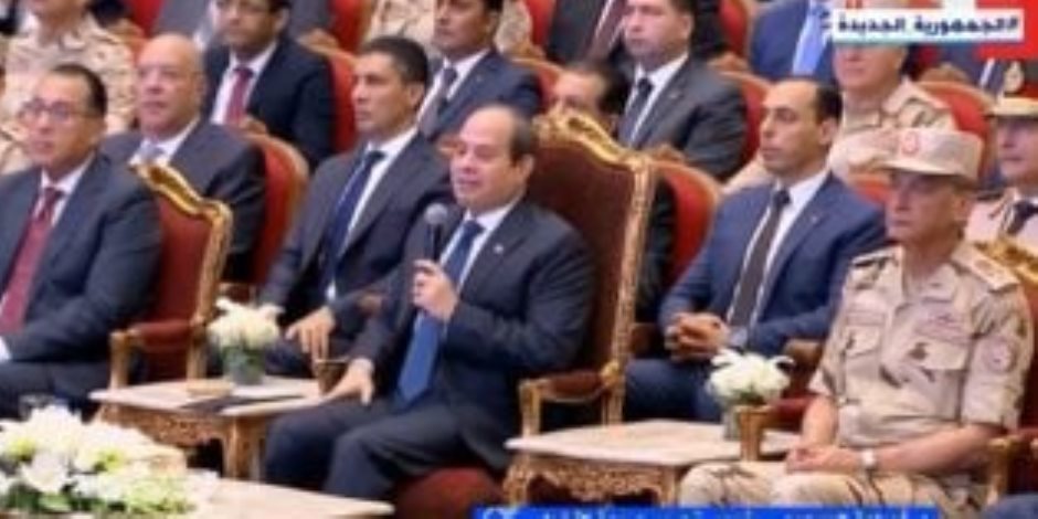  حزب المصريين: الرئيس السيسي حريص على مشاركة الشعب في صنع القرار 